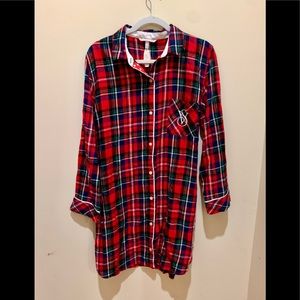 Cozy Victoria’s Secret Xmas pajama dress